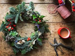 Late at Tate: Foraged Wreath Making