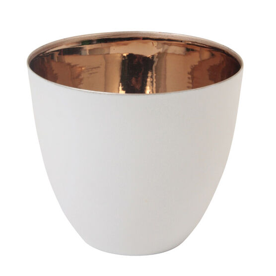 White and gold tea light