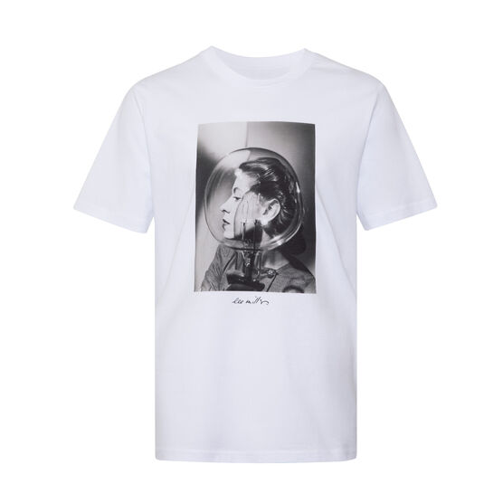 Lee Miller Model with Lightbulb t-shirt