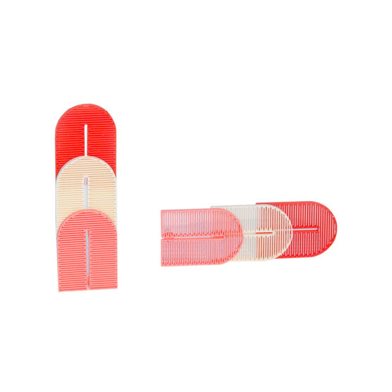 Pink U-shaped drop earrings