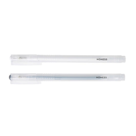 White and silver pen set