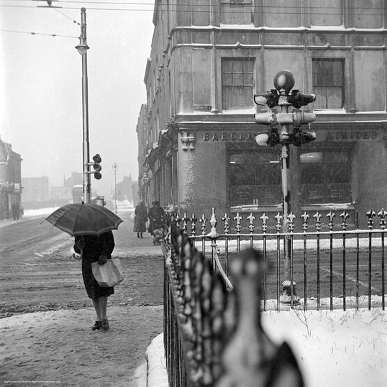 Nigel Henderson: Corner of Grove Road and Roman Road