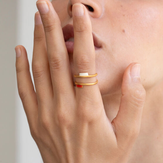 Tremelia enamel ring