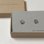 Silver fold circle stud earrings