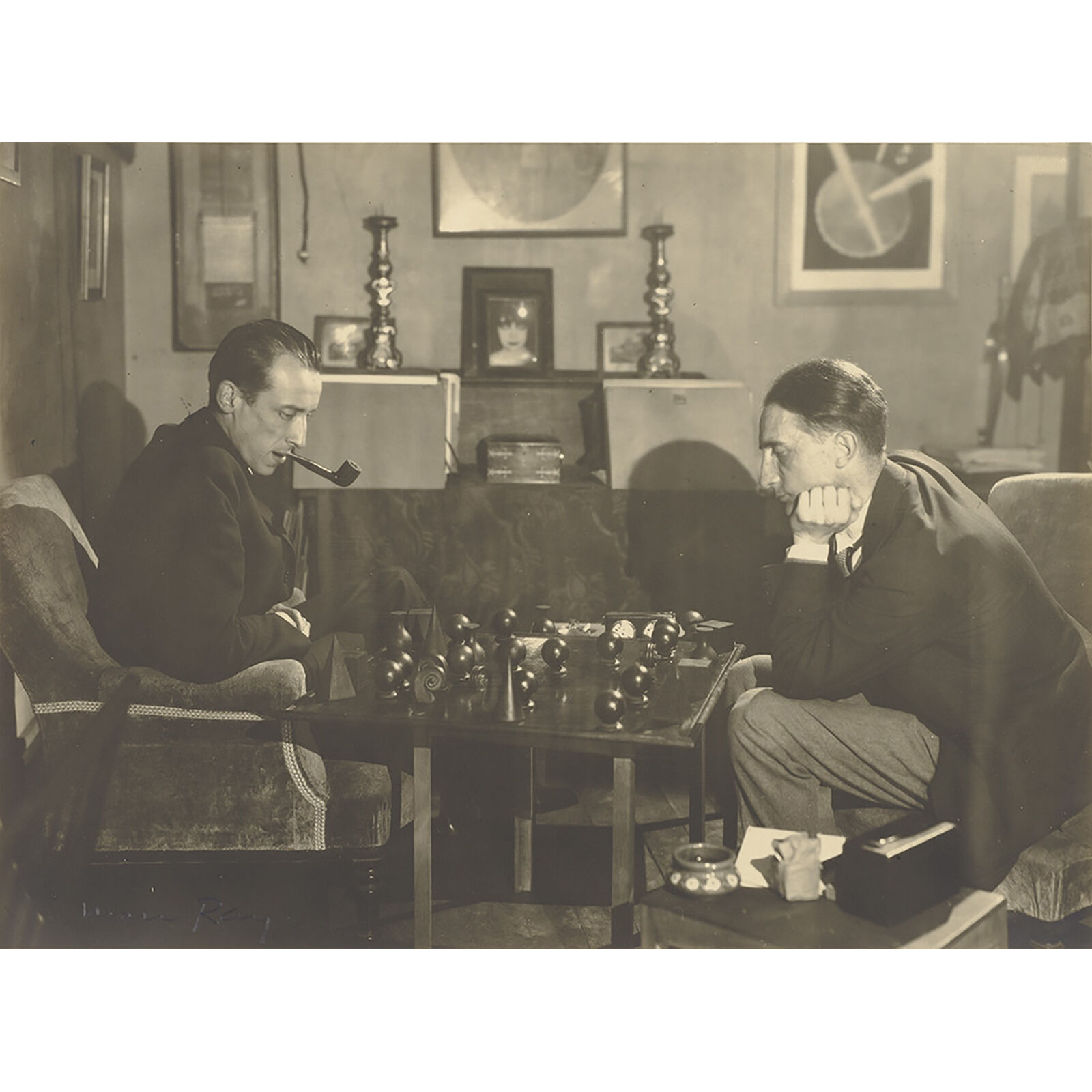 Man ray 2024 chess set