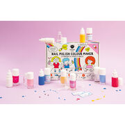Nail polish colour maker set