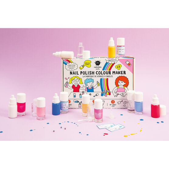 Nail polish colour maker set