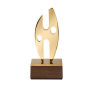 Wings brass object