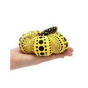 Yayoi Kusama soft sculpture pumpkin keyring