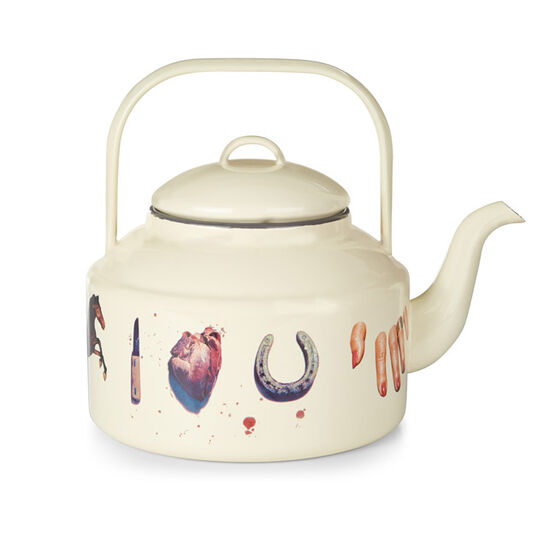 Cream enamel kettle