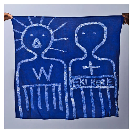 African comb along Iwot scarf