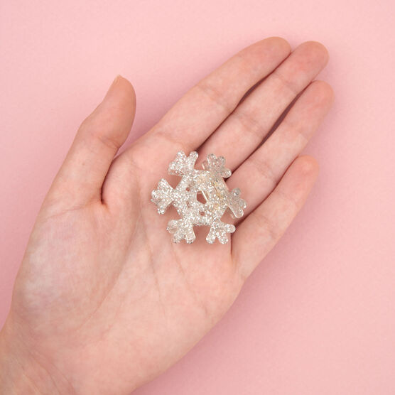 Snowflake mini hair claw