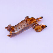 Sausage dog hair claw