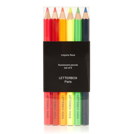 Tate art materials colouring pencils