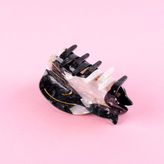 Cat hair claw