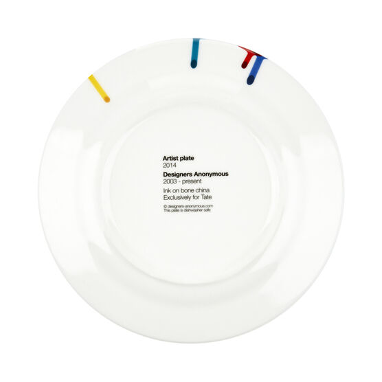 Artist paint drip plate